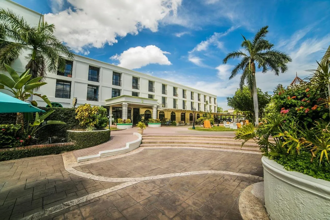 The Knutsford Court Hotel Kingston Jamaica