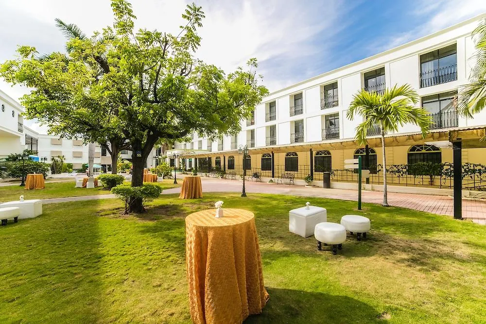 ***  The Knutsford Court Hotel Kingston Jamaica
